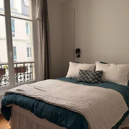 Apartment Spacieux Pour 6 Pers, Proche Montmartre & Opera Paris